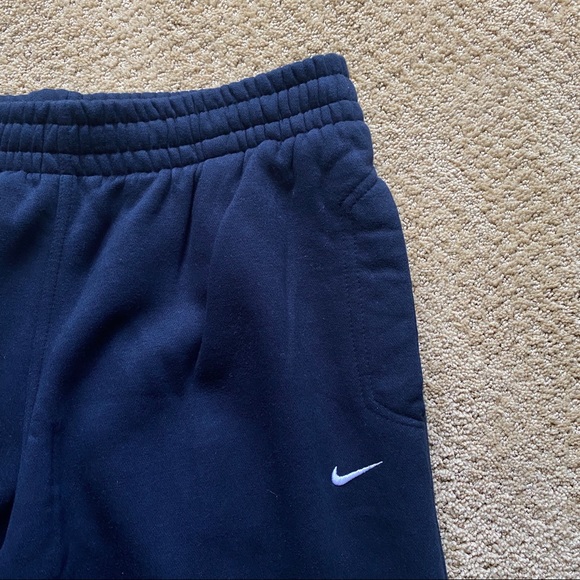 NWT Men’s Nike Fleece Sweatpants Navy Blue - Picture 3 of 8